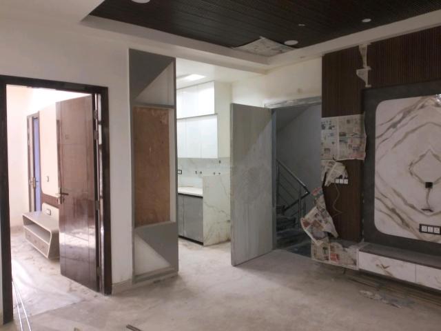 3 BHK Independent Builder Floor in Sector 22 Rohini for resale New Delhi. The reference number is 19426014