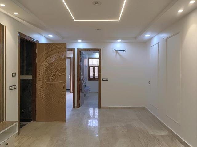 3 BHK Independent Builder Floor in Sector 22 Rohini for resale New Delhi. The reference number is 19570438