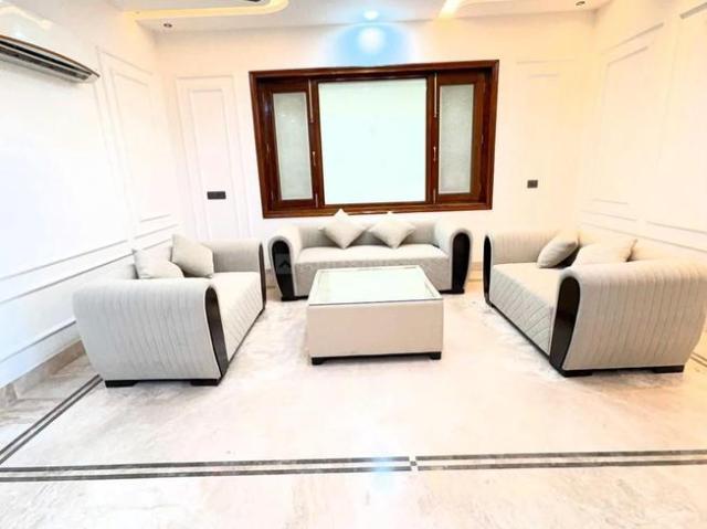 3 BHK Independent Builder Floor in Sector 27 for rent Gurgaon. The reference number is 21329069
