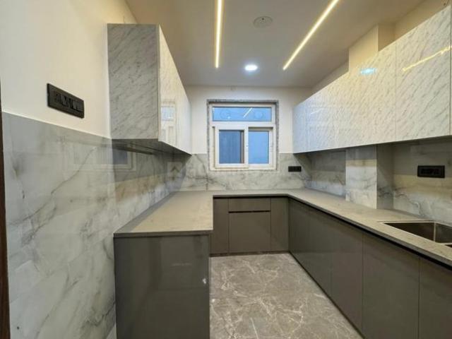 3 BHK Independent Builder Floor in Sector 24 Rohini for rent New Delhi. The reference number is 18795364
