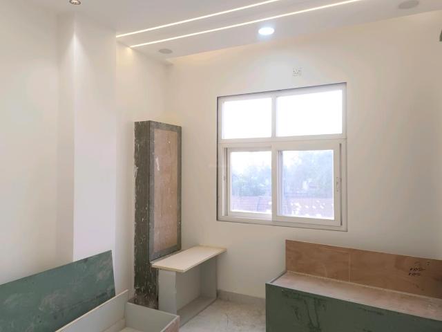 3 BHK Independent Builder Floor in Rohini Sector 28 for resale New Delhi. The reference number is 21262352
