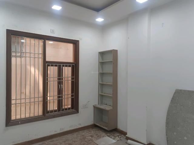 3 BHK Independent Builder Floor in Sector 25 Rohini for resale New Delhi. The reference number is 13932927