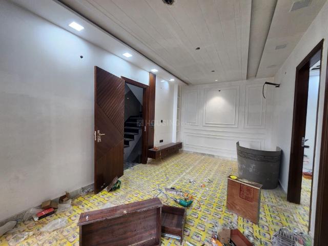 3 BHK Independent Builder Floor in Sector 25 Rohini for resale New Delhi. The reference number is 17010097