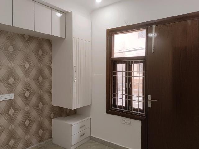 3 BHK Independent Builder Floor in Sector 25 Rohini for resale New Delhi. The reference number is 19416991
