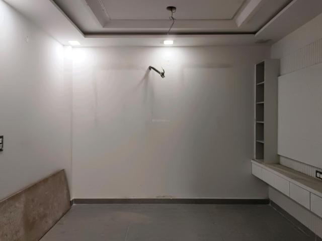 3 BHK Independent Builder Floor in Sector 25 Rohini for resale New Delhi. The reference number is 19155389