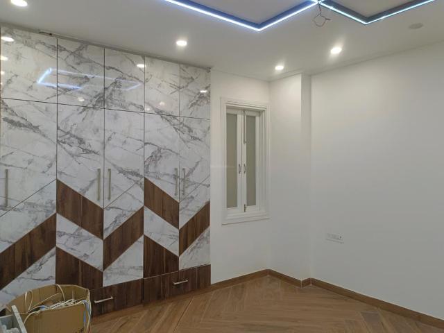 4 BHK Independent Builder Floor in Sector 20 Rohini for resale New Delhi. The reference number is 21073708