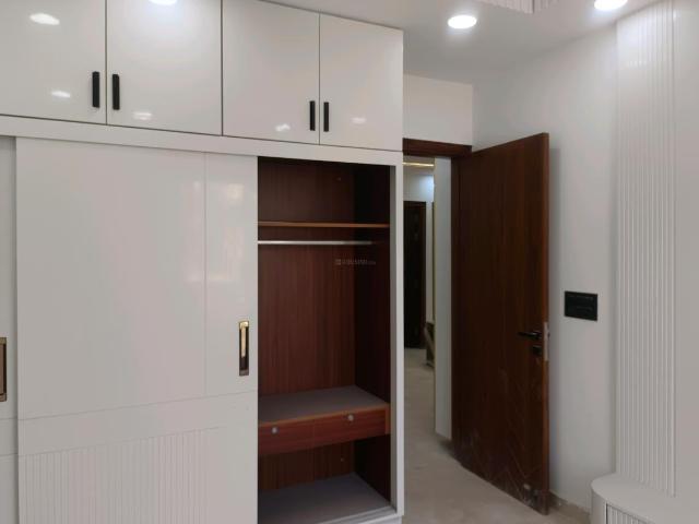 4 BHK Independent Builder Floor in Sector 24 Rohini for resale New Delhi. The reference number is 21077385