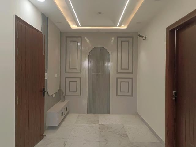 3 BHK Independent Builder Floor in Sector 25 Rohini for resale New Delhi. The reference number is 21153872