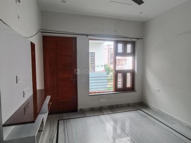 3 BHK Independent Builder Floor in Sector 26 for rent Rohtak. The reference number is 20065323