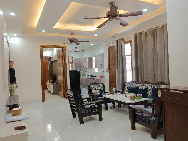 3 BHK Independent Builder Floor in Sector 28 for rent Faridabad. The reference number is 18438882