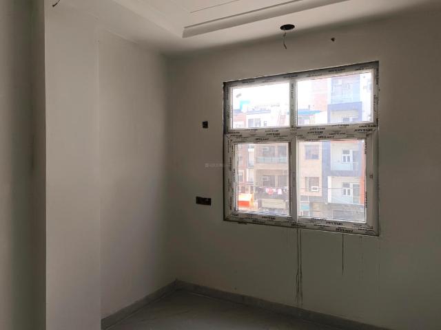 3 BHK Independent Builder Floor in Sector 29 Rohini for resale New Delhi. The reference number is 21212407