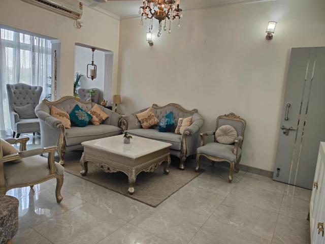 3 BHK Independent Builder Floor in Sector 30 for rent Gurgaon. The reference number is 21190938
