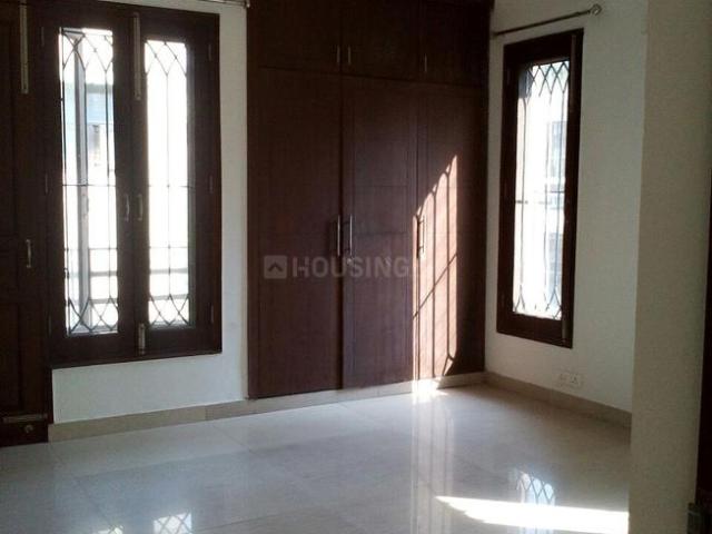 3 BHK Independent Builder Floor in Sector 31 for rent Gurgaon. The reference number is 20020280