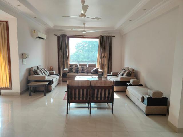 3 BHK Independent Builder Floor in Sector 34 for rent Chandigarh. The reference number is 21243719