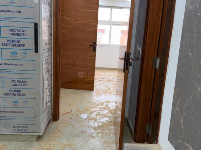 3 BHK Independent Builder Floor in Sector 3 Rohini for resale New Delhi. The reference number is 19859090