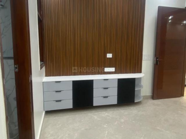 3 BHK Independent Builder Floor in Sector 3 Rohini for resale New Delhi. The reference number is 19945356
