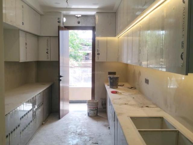 3 BHK Independent Builder Floor in Shahdara for resale New Delhi. The reference number is 19914300