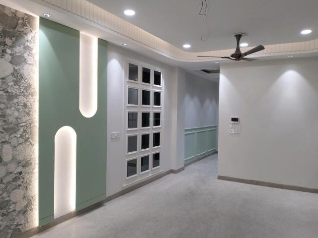 3 BHK Independent Builder Floor in Shahdara for resale New Delhi. The reference number is 20237989