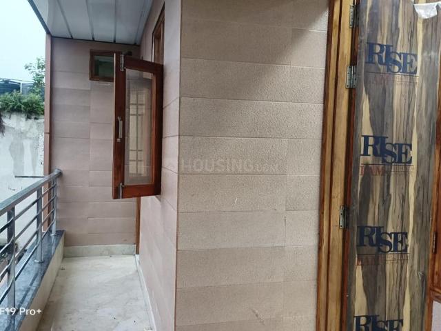 3 BHK Independent Builder Floor in Shahdara for resale New Delhi. The reference number is 21160402