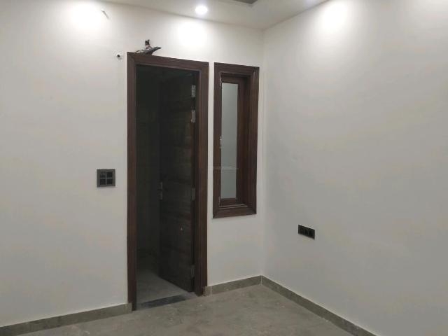 3 BHK Independent Builder Floor in Shahdara for resale New Delhi. The reference number is 21318334