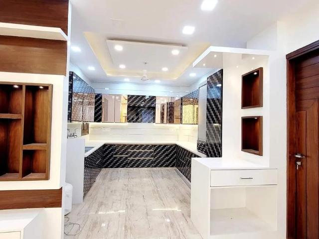 3 BHK Independent Builder Floor in Shakti Nagar for rent New Delhi. The reference number is 20007527