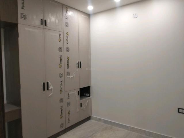 3 BHK Independent Builder Floor in Shakurpur for resale New Delhi. The reference number is 19142753