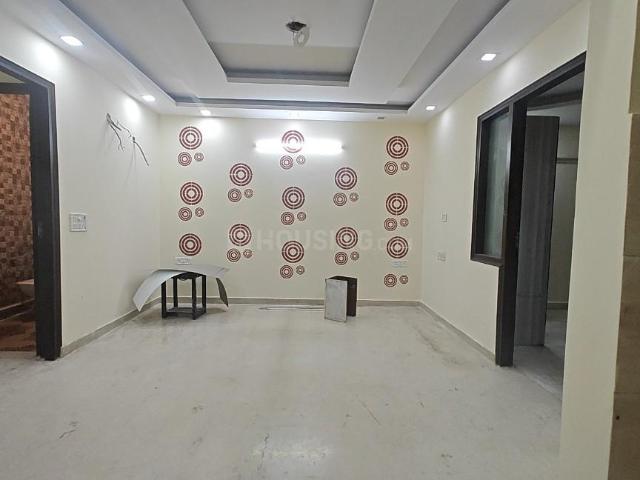 3 BHK Independent Builder Floor in Shalimar Bagh for rent New Delhi. The reference number is 15115238