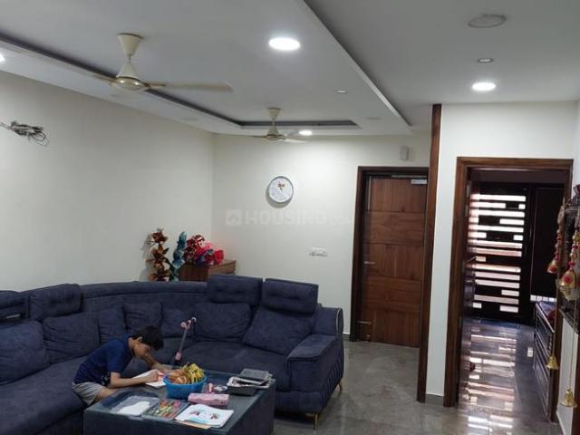 3 BHK Independent Builder Floor in Shalimar Bagh for rent New Delhi. The reference number is 19999349
