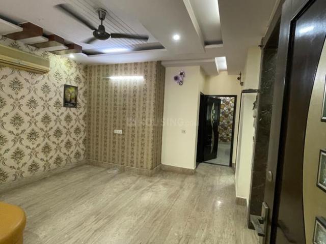 3 BHK Independent Builder Floor in Shalimar Bagh for rent New Delhi. The reference number is 20144947