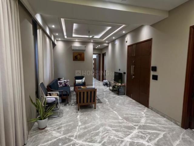 3 BHK Independent Builder Floor in Shalimar Bagh for rent New Delhi. The reference number is 20279237