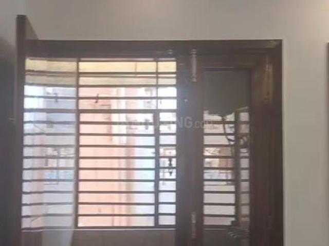 3 BHK Independent Builder Floor in Shalimar Bagh for rent New Delhi. The reference number is 20927152