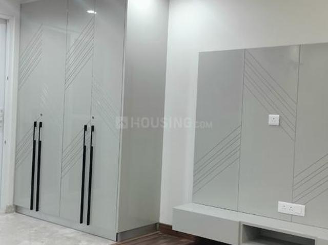 3 BHK Independent Builder Floor in Shalimar Bagh for resale New Delhi. The reference number is 11902829
