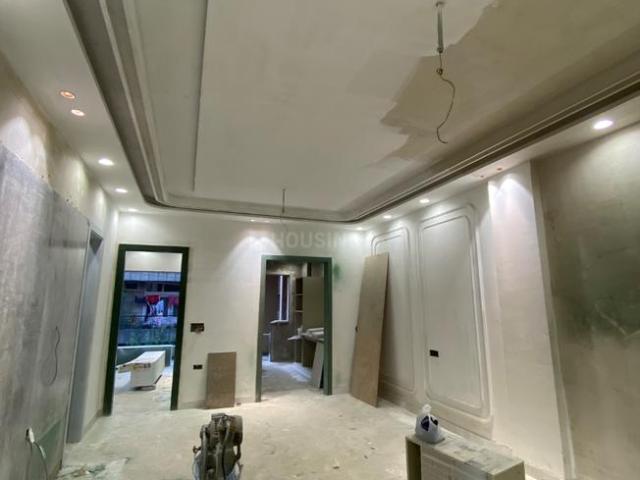3 BHK Independent Builder Floor in Shalimar Bagh for resale New Delhi. The reference number is 19958531