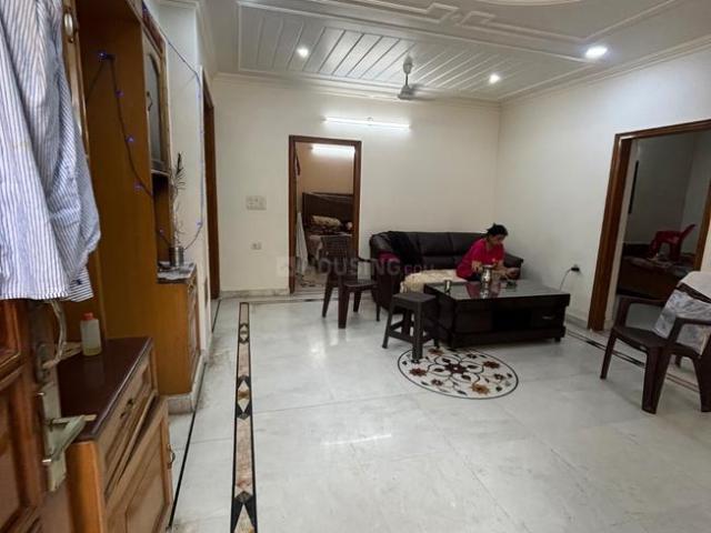 3 BHK Independent Builder Floor in Shalimar Bagh for resale New Delhi. The reference number is 20112495