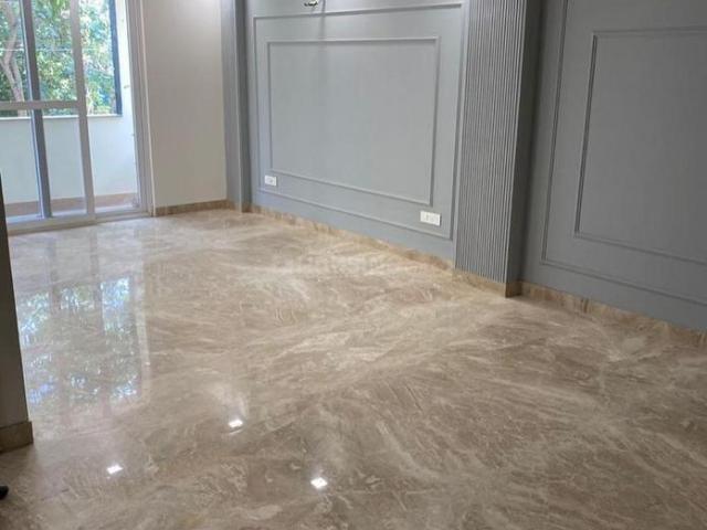3 BHK Independent Builder Floor in Shalimar Bagh for resale New Delhi. The reference number is 20261739