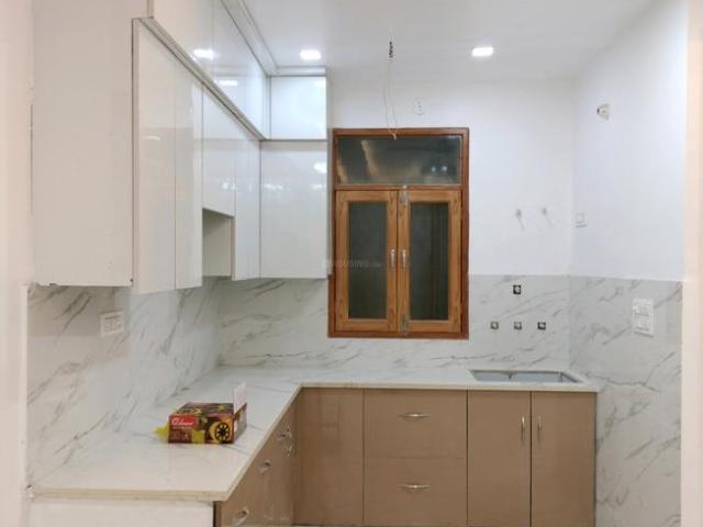3 BHK Independent Builder Floor in Shalimar Garden for resale Ghaziabad. The reference number is 17768452