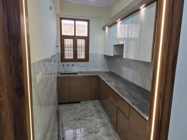 3 BHK Independent Builder Floor in Shalimar Garden for resale Ghaziabad. The reference number is 20021520