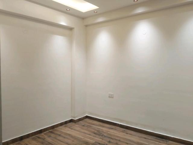 3 BHK Independent Builder Floor in Shalimar Garden for resale Ghaziabad. The reference number is 20711257