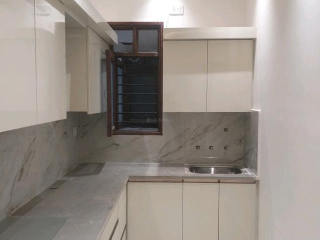 3 BHK Independent Builder Floor in Shalimar Garden for resale Ghaziabad. The reference number is 21051979