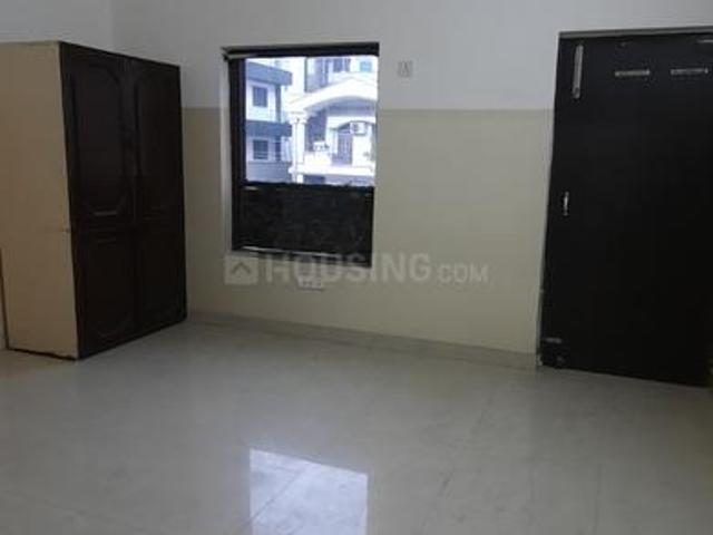 3 BHK Independent Builder Floor in Shastri Nagar for rent Ghaziabad. The reference number is 21204335