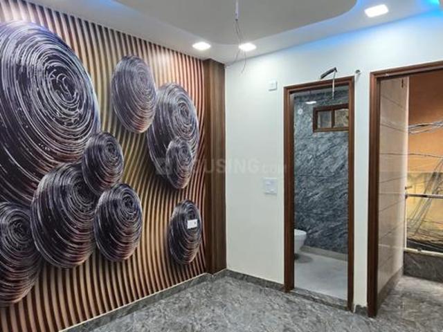 3 BHK Independent Builder Floor in Shastri Nagar for rent New Delhi. The reference number is 19308674