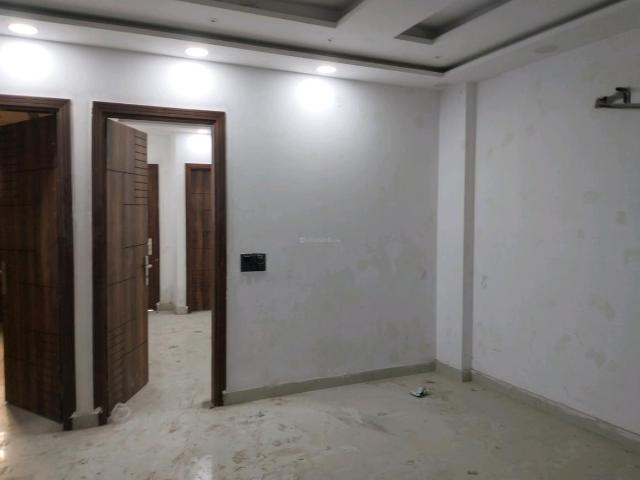 3 BHK Independent Builder Floor in Shastri Nagar for rent New Delhi. The reference number is 19530279