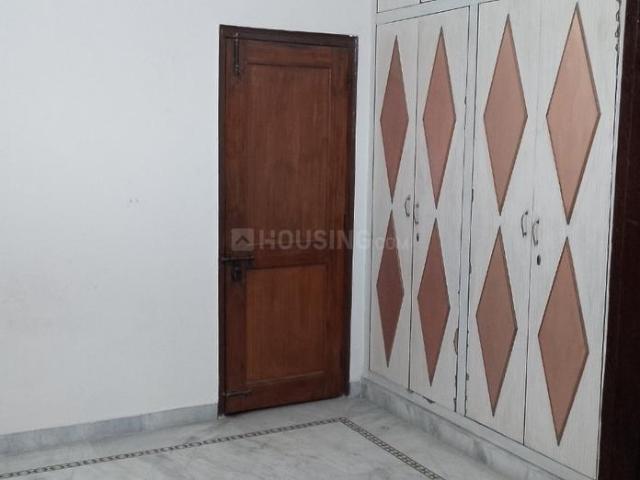 3 BHK Independent Builder Floor in Shastri Nagar for rent New Delhi. The reference number is 20902560