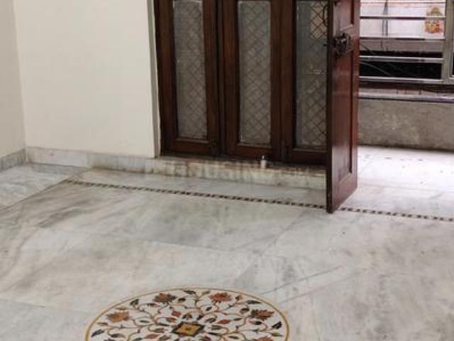 3 BHK Independent Builder Floor in Shastri Nagar for rent New Delhi. The reference number is 20998695