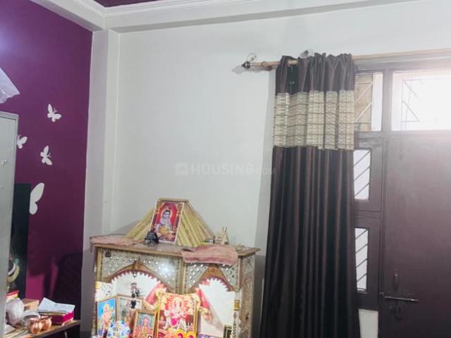 3 BHK Independent Builder Floor in Shastri Nagar for resale Ghaziabad. The reference number is 14439895