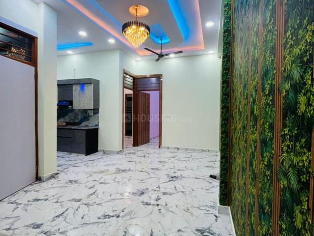 3 BHK Independent Builder Floor in Shastri Nagar for resale Ghaziabad. The reference number is 19755575