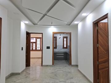 3 BHK Independent Builder Floor in Shastri Nagar for resale New Delhi. The reference number is 19585506