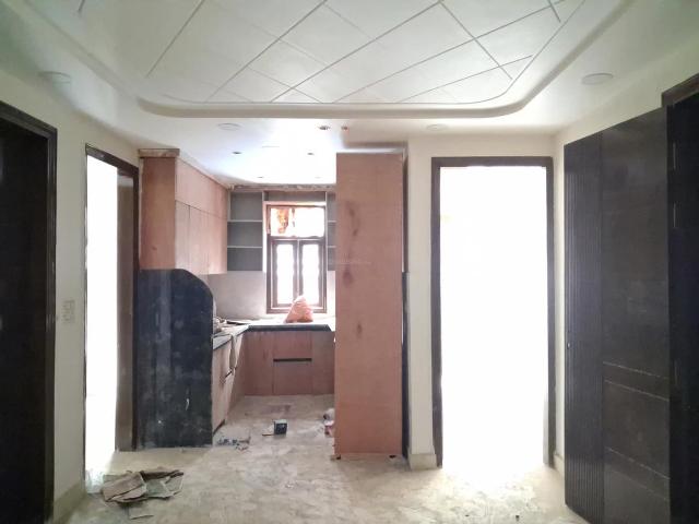 3 BHK Independent Builder Floor in Shastri Nagar for resale New Delhi. The reference number is 19763738