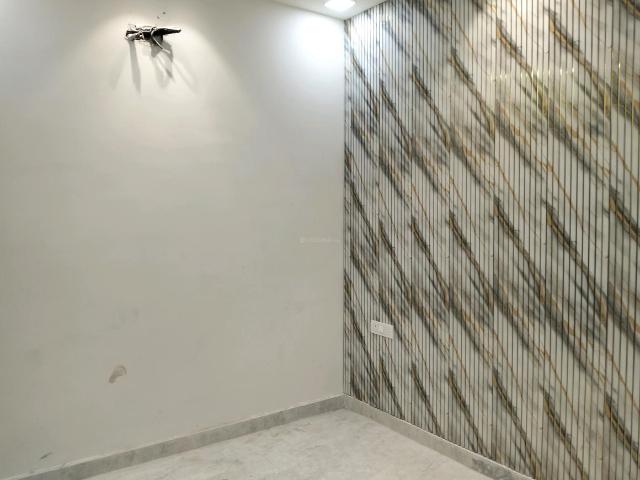 3 BHK Independent Builder Floor in Shastri Nagar for resale New Delhi. The reference number is 19791657