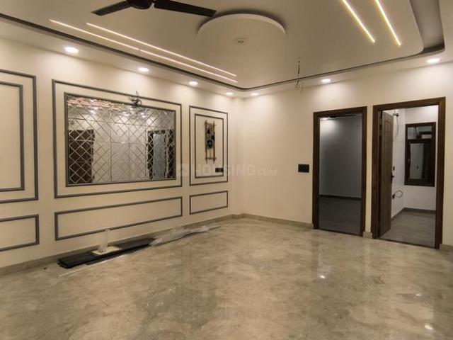 3 BHK Independent Builder Floor in Shastri Nagar for resale New Delhi. The reference number is 20793254